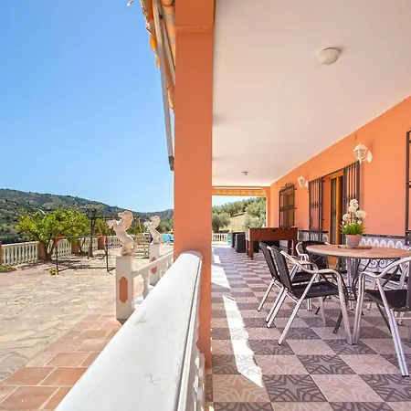Holiday home Mit Privatem Pool